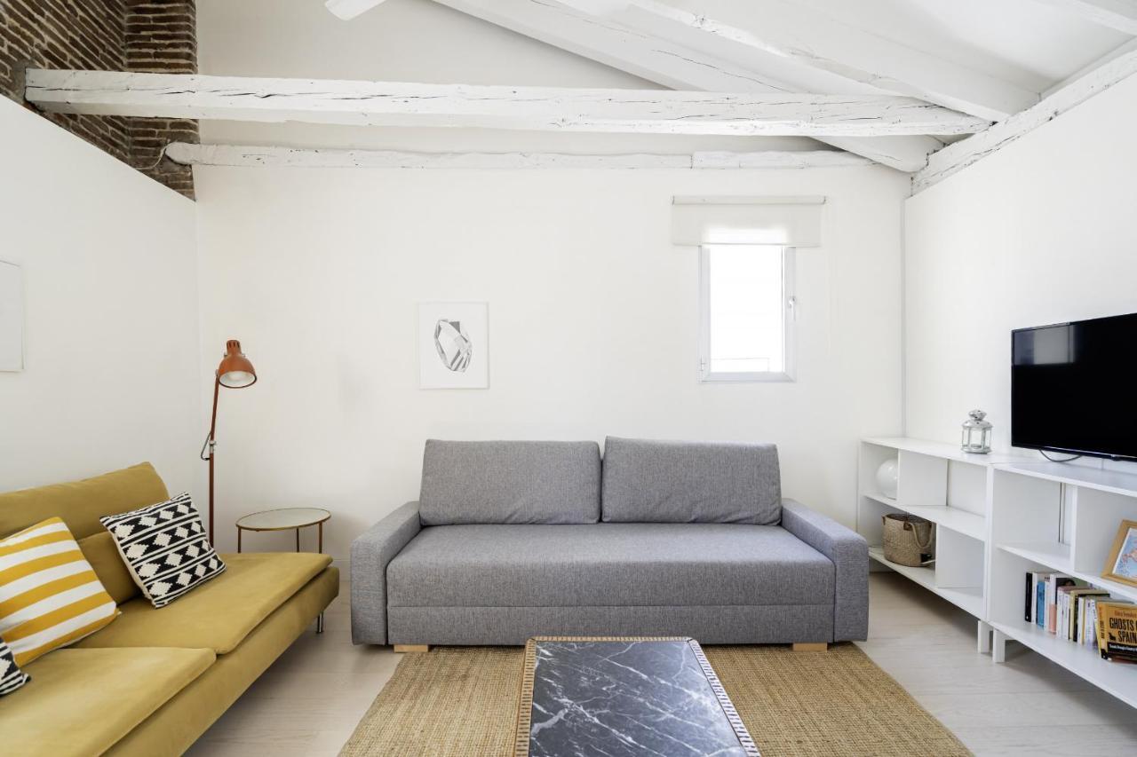 Apartamento El Barrio De Lavapies Madrid Exterior foto